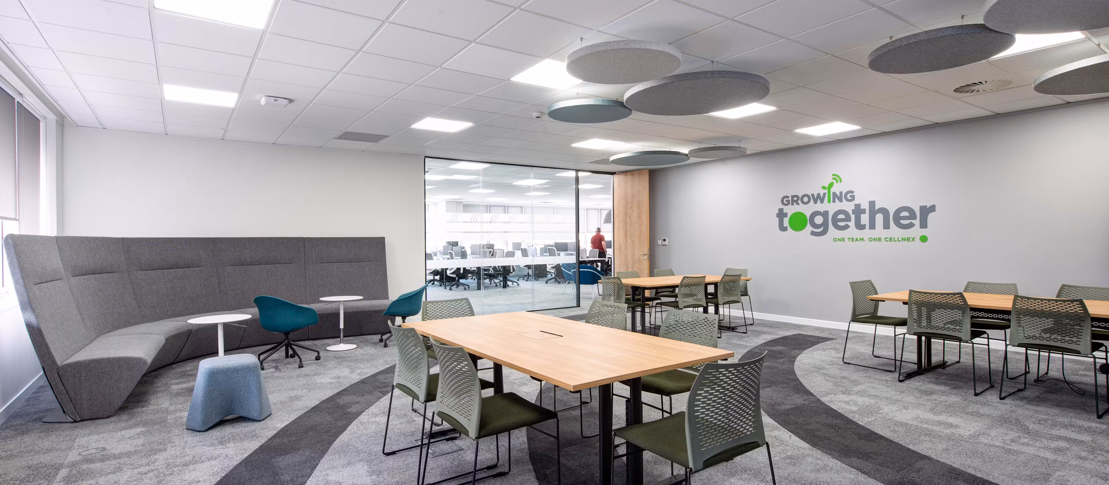 Cellnex-Glasgow-12-highres-sRGB-scaled