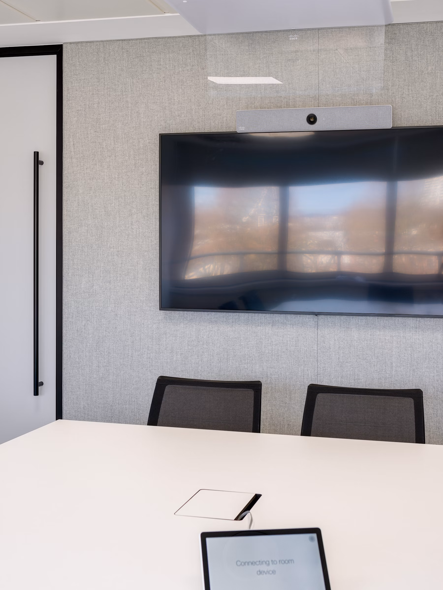 Close-Brothers-04-highres-sRGB-scaled