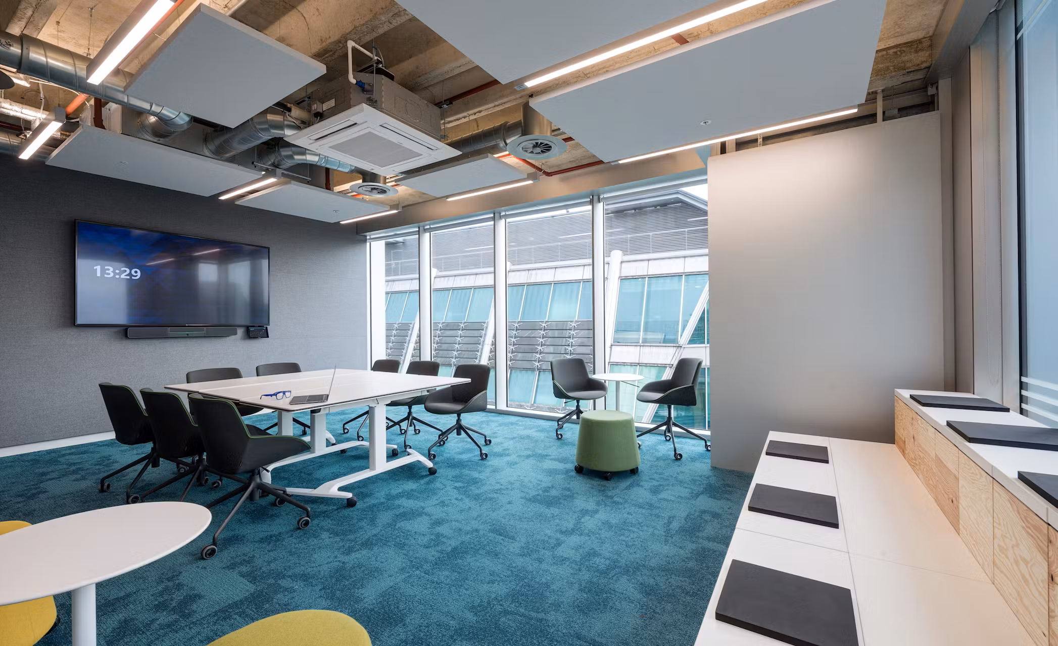 ISIO-London-11-highres-sRGB-scaled