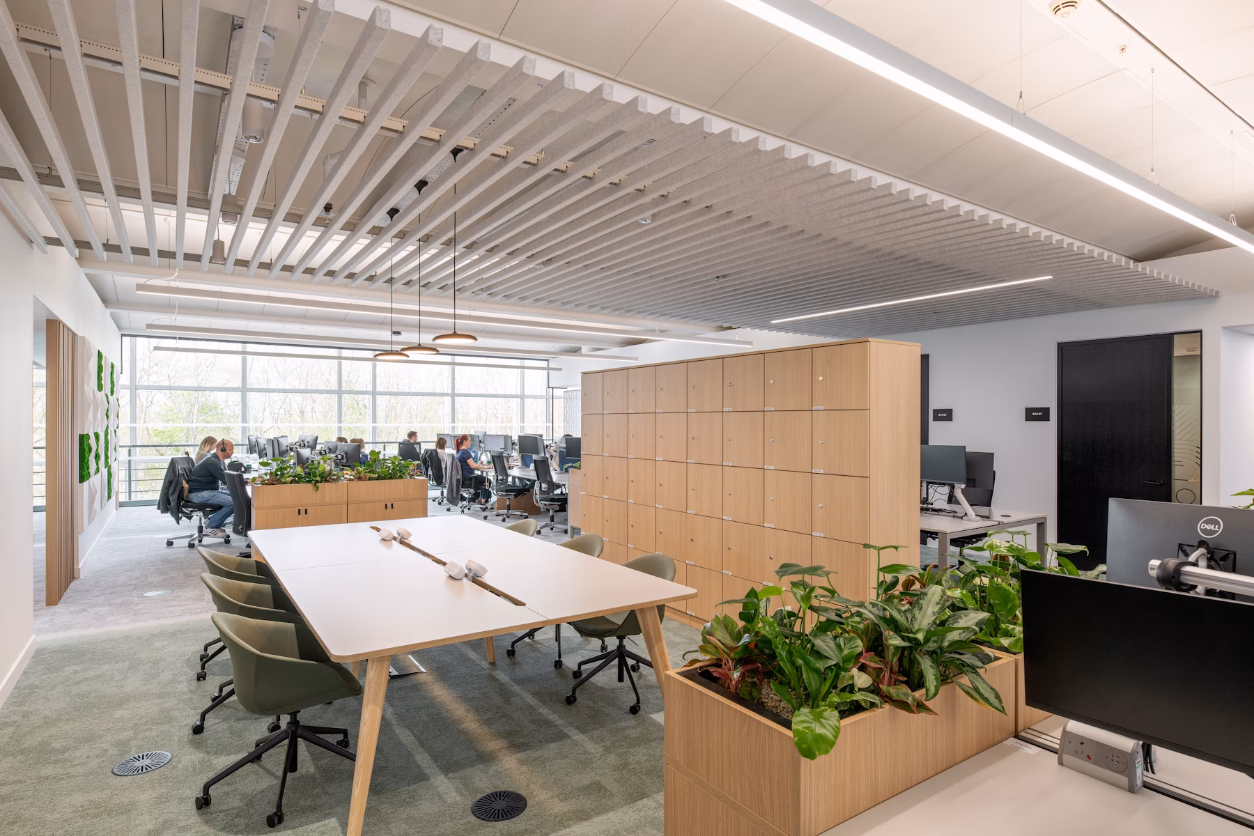 TwTinRAm-Aegon-27-highres-sRGB