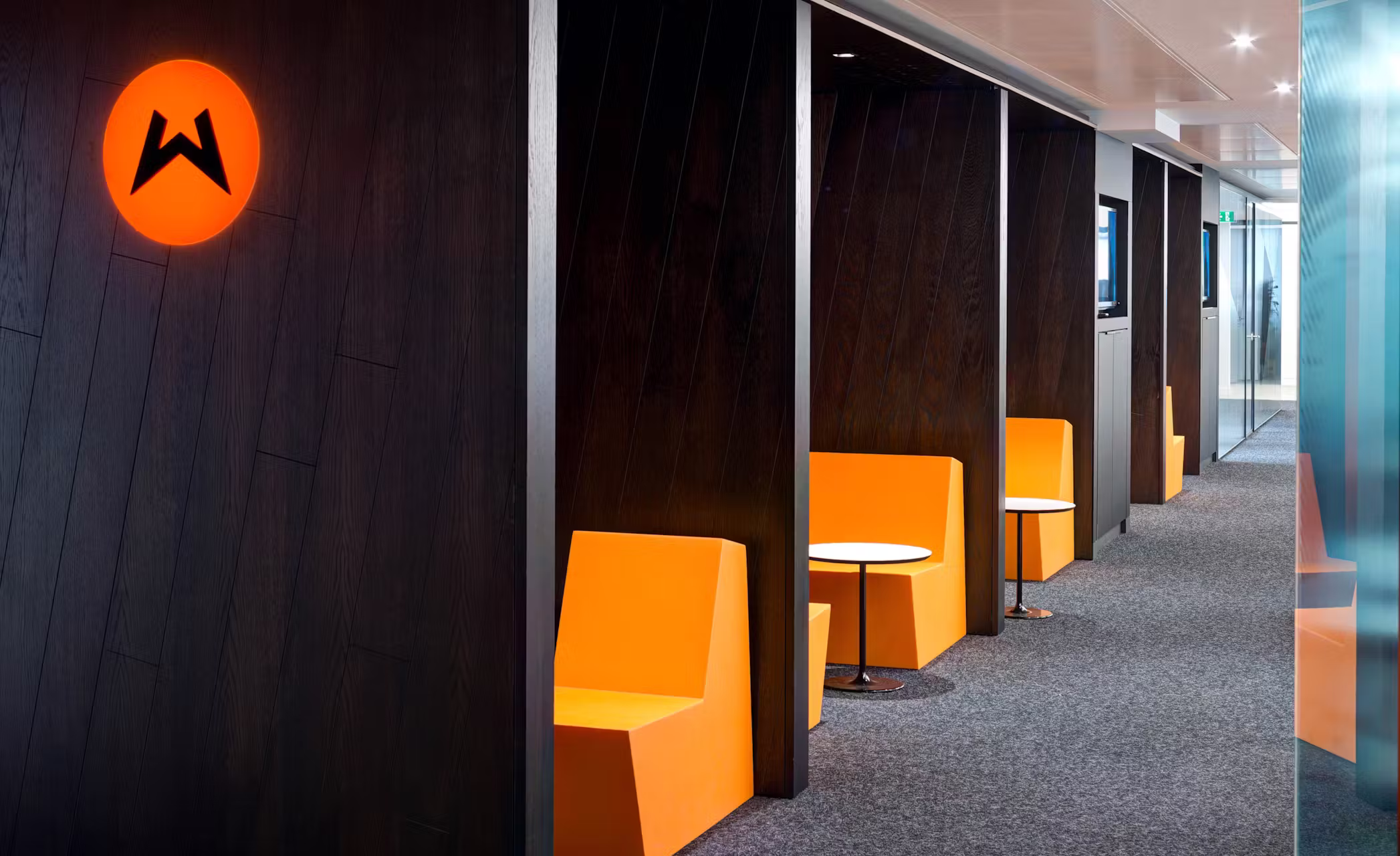 Wassermans-10-highres-sRGB