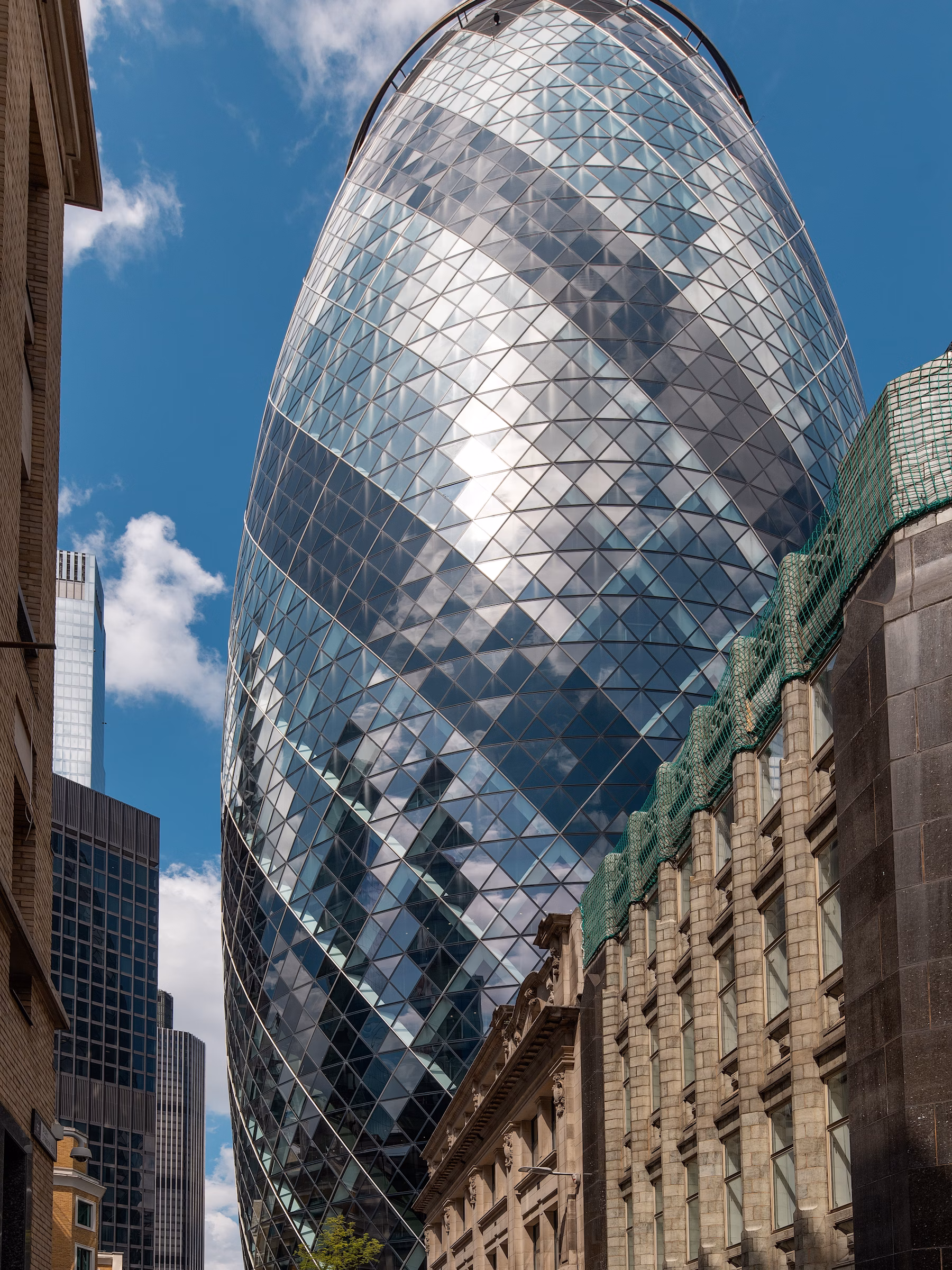 The-Gherkin-highres
