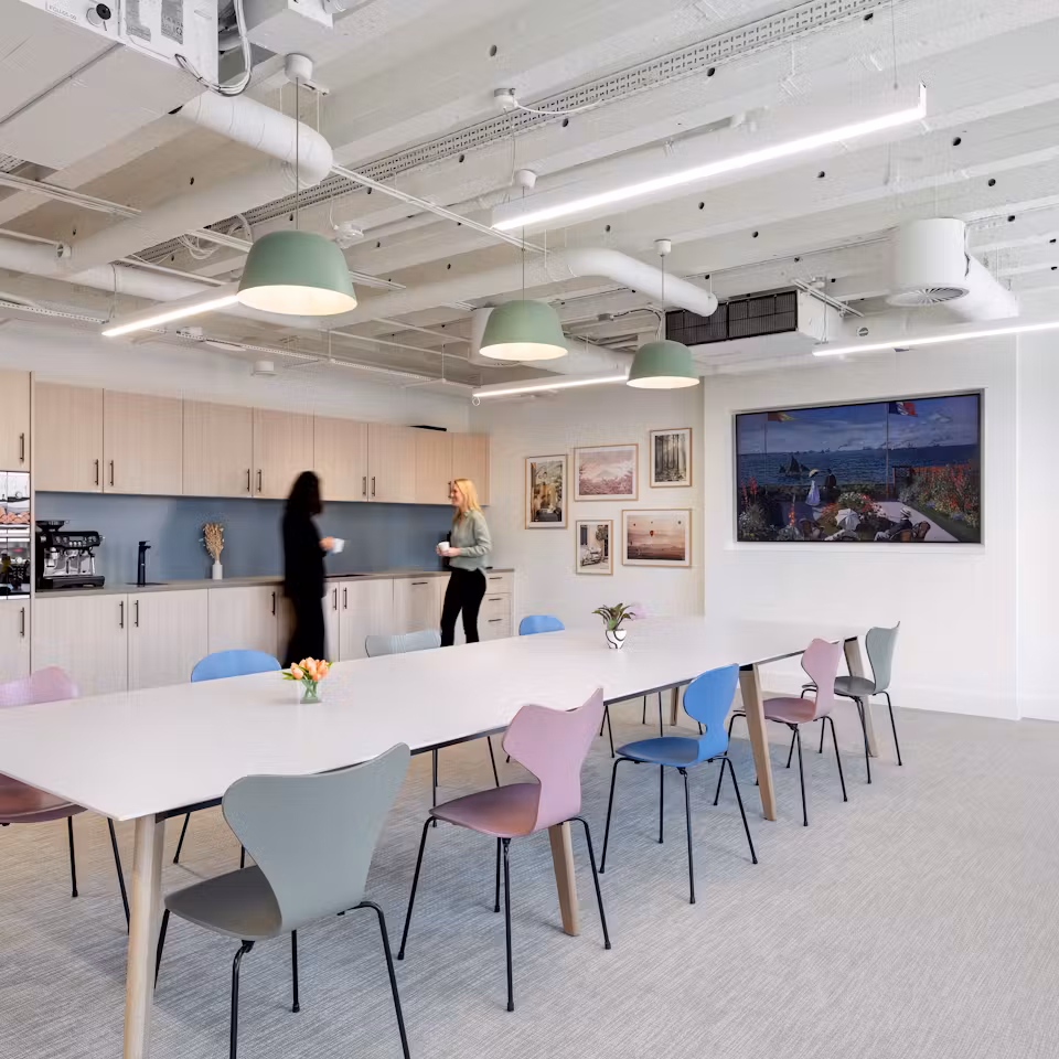 8-Advisory-13-highres-sRGB