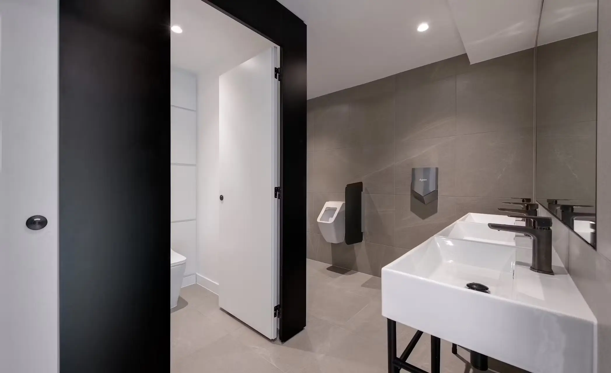 Dl26cgJD-Argyll-Street-4th-floor-07-highres-sRGB