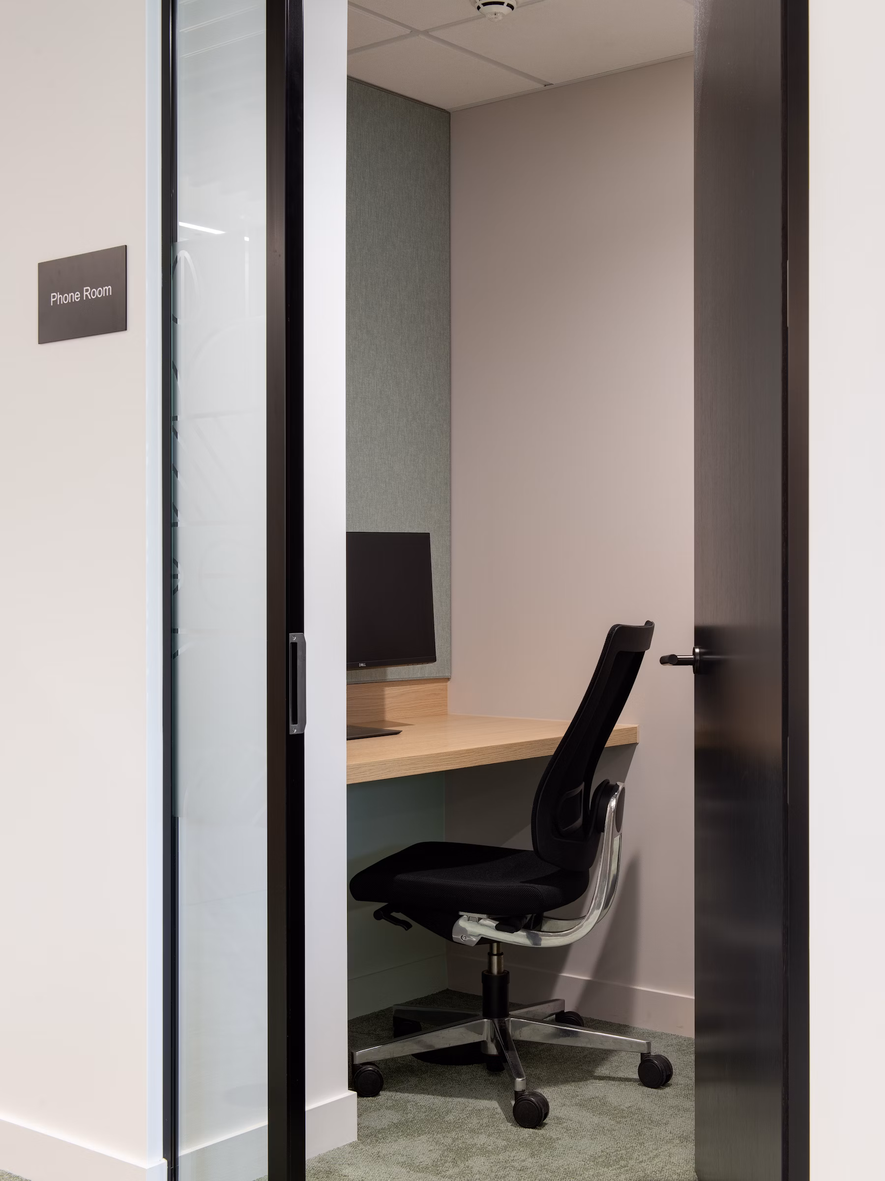 tceWwLYp-Aegon-22-highres-sRGB